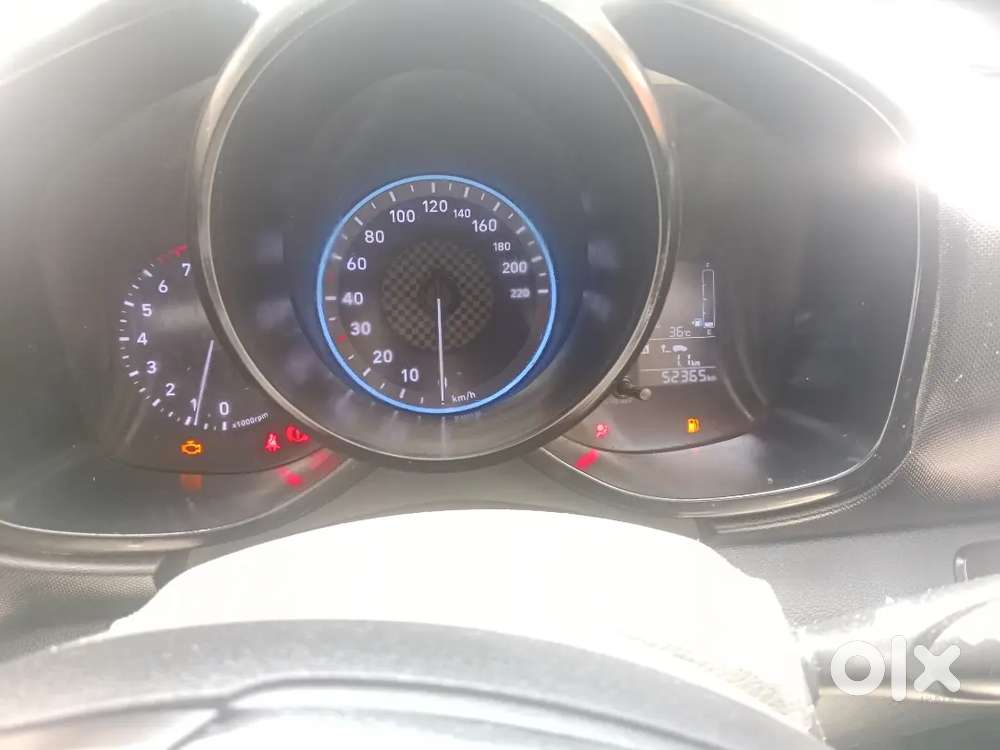 Hyundai Venue 2020 Petrol Well Maintained