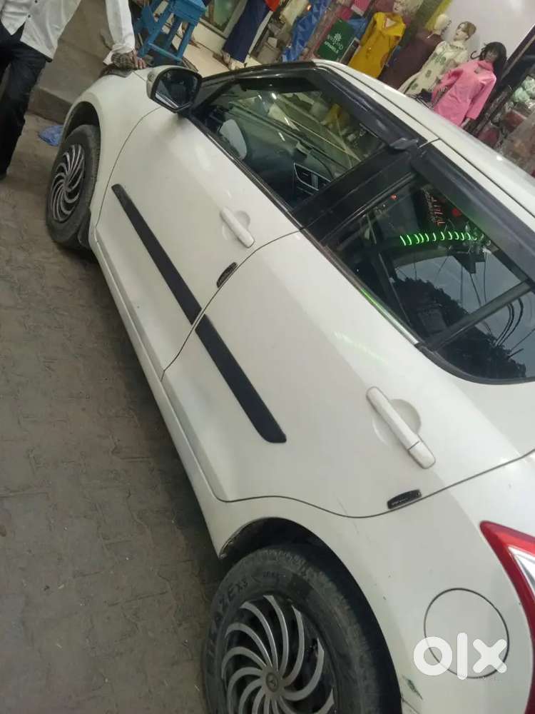 Maruti Suzuki Swift 2015 Petrol Manual