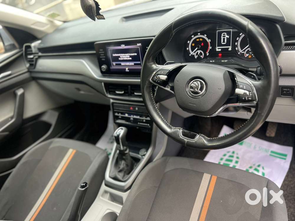 Skoda Kushaq 1.0 Tsi Ambition, 2022, Petrol