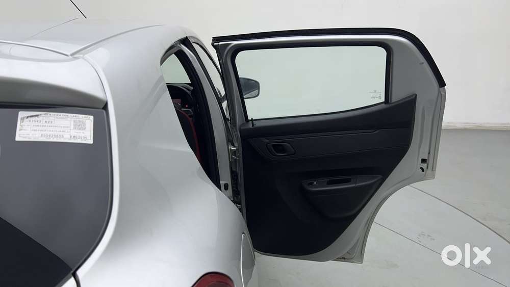 Renault Kwid 1.0 Rxt Amt, 2022, Petrol