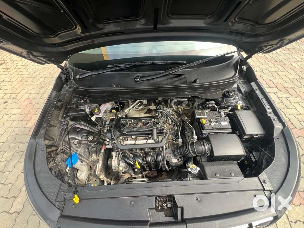 Hyundai Venue 1.2 S (o), 2024, Petrol