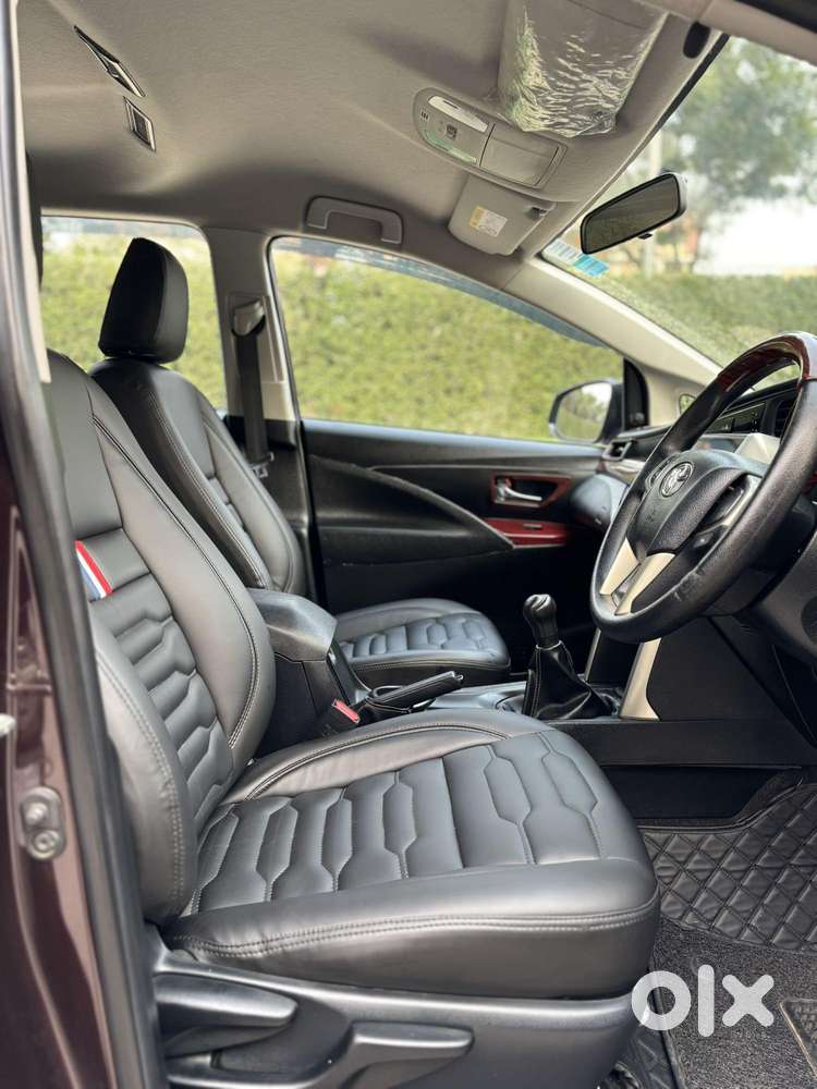 Toyota Innova Crysta 2.7 Gx Mt 8s, 2020, Petrol