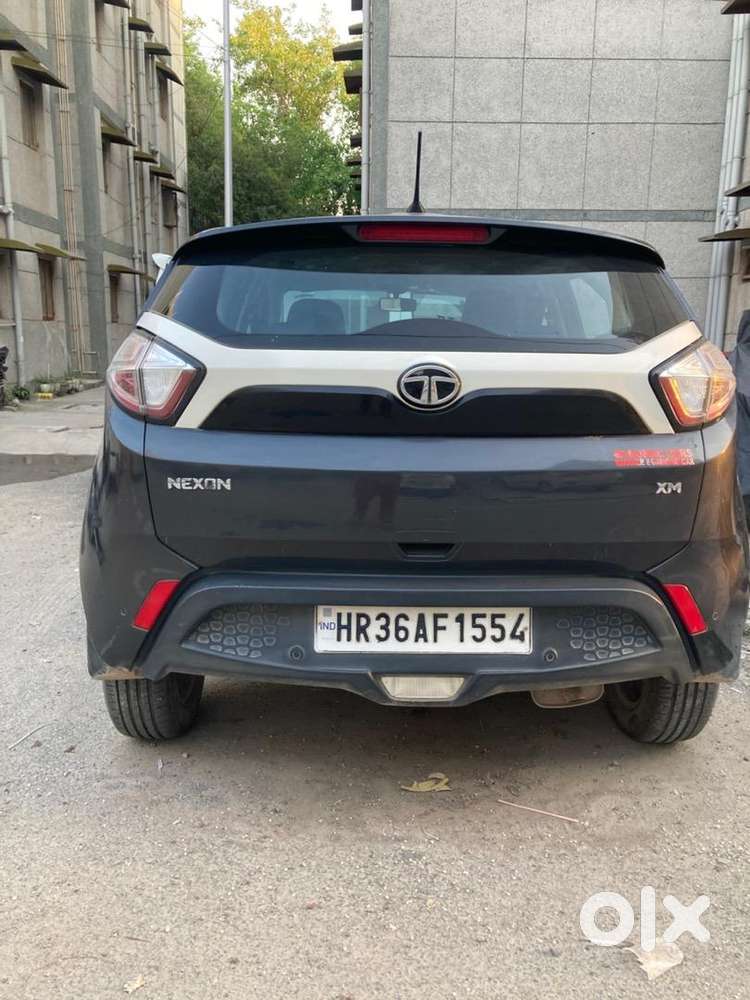 Tata Nexon Petrol Well Maintained