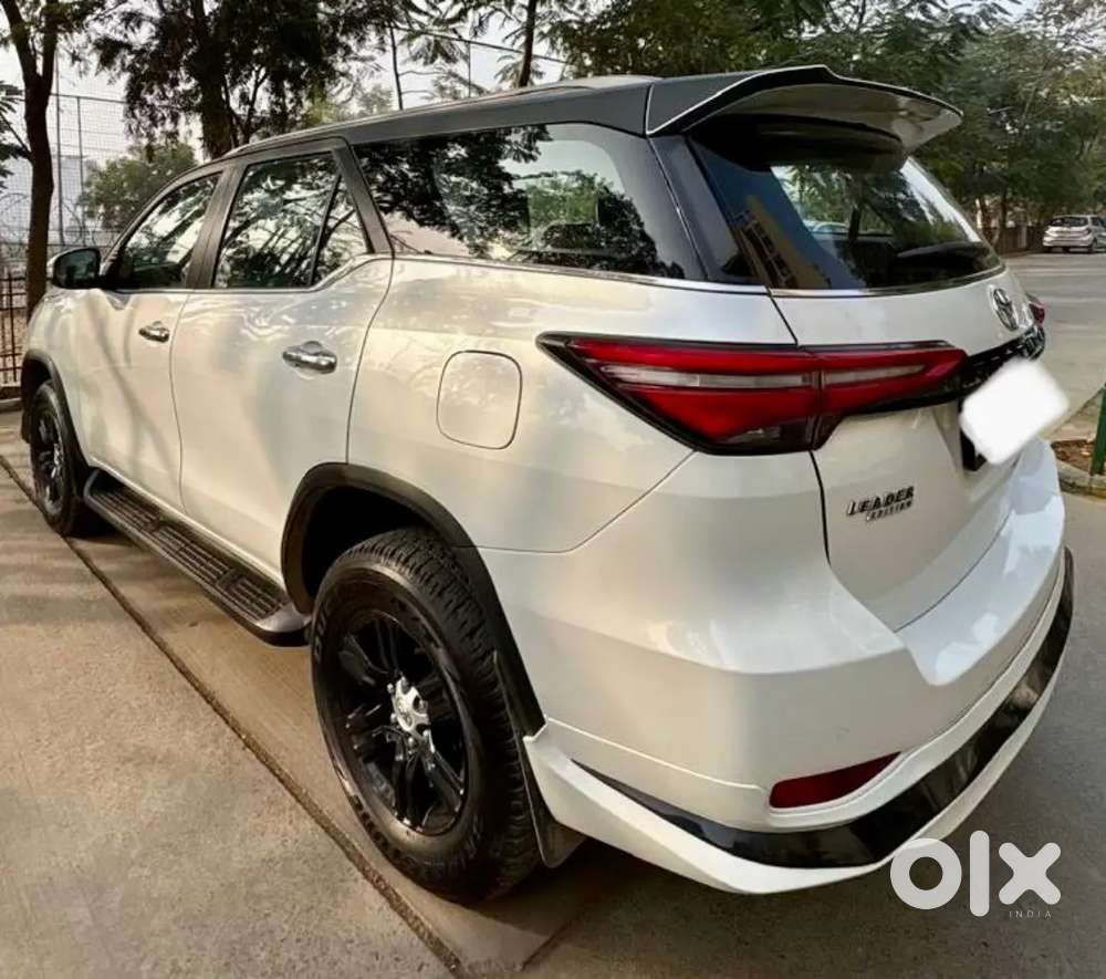 Toyota Fortuner Legender 2025 Diesel 5000 Km Driven