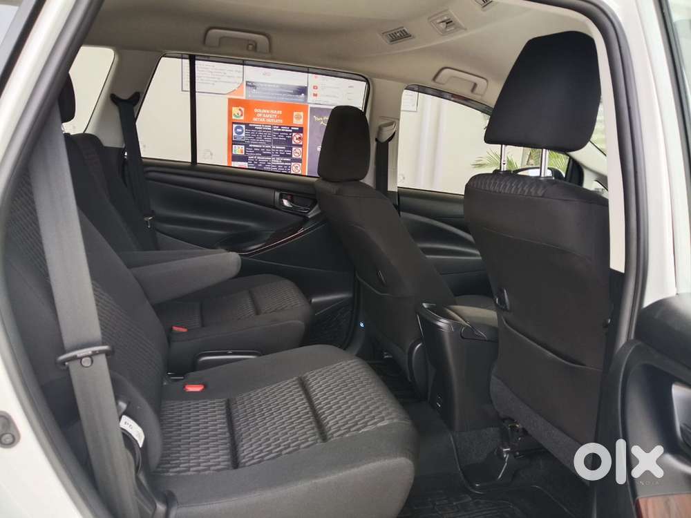 Toyota Innova Crysta 2026 Model Diesel 6000 Km Driven