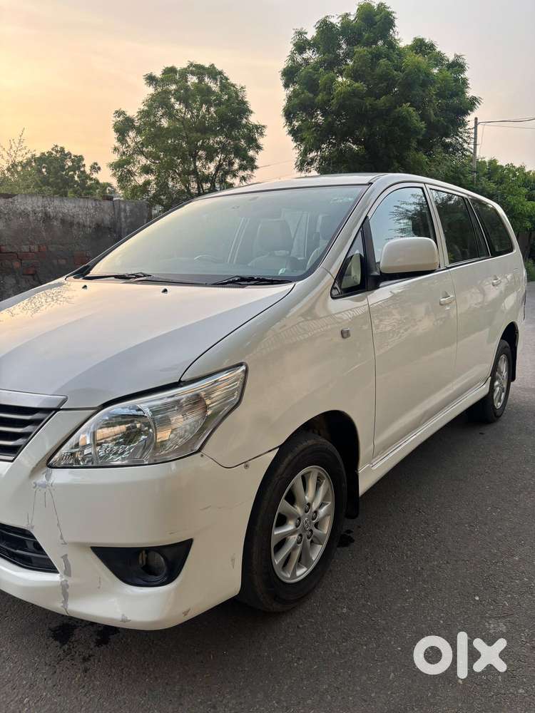 Toyota Innova 2.5 G (diesel) 7 Seater, 2013, Diesel