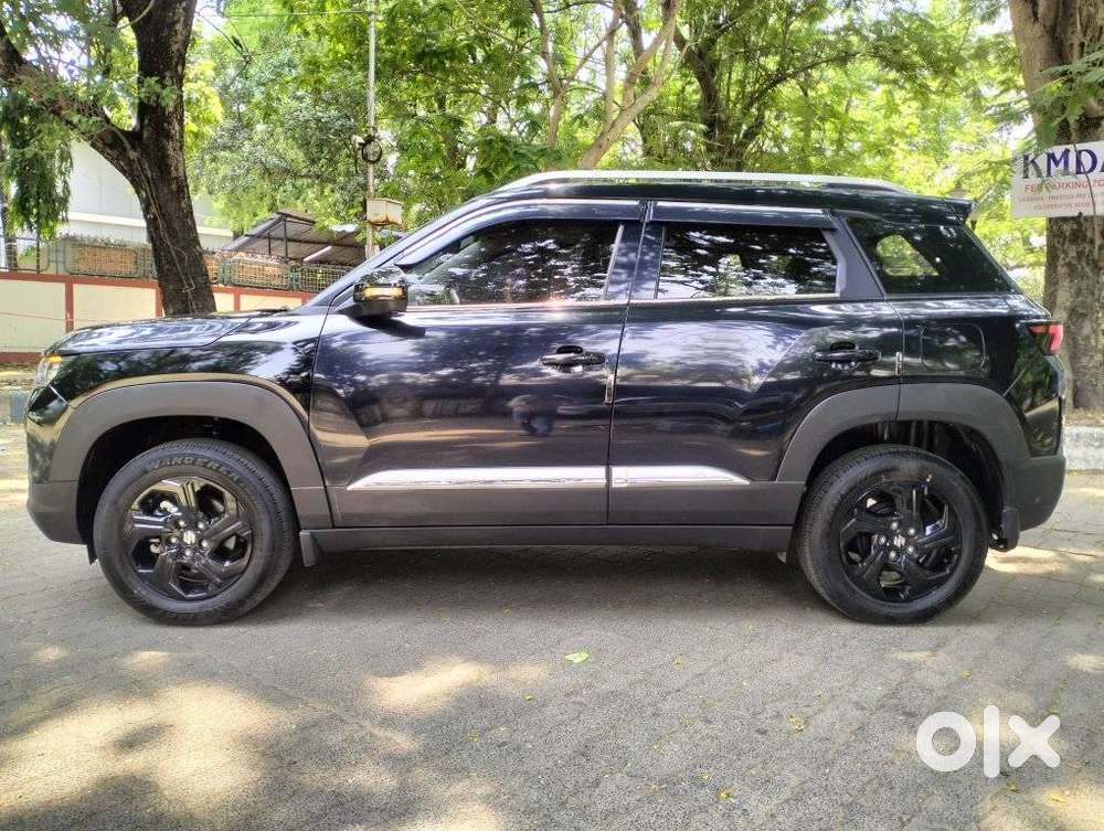 Maruti Suzuki Brezza 1.5 Zxi Smart Hybrid, 2023, Petrol