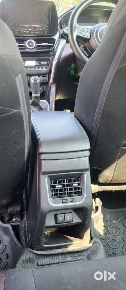 Maruti Suzuki Grand Vitara 2023 Petrol 25000 Km Driven Single Owner