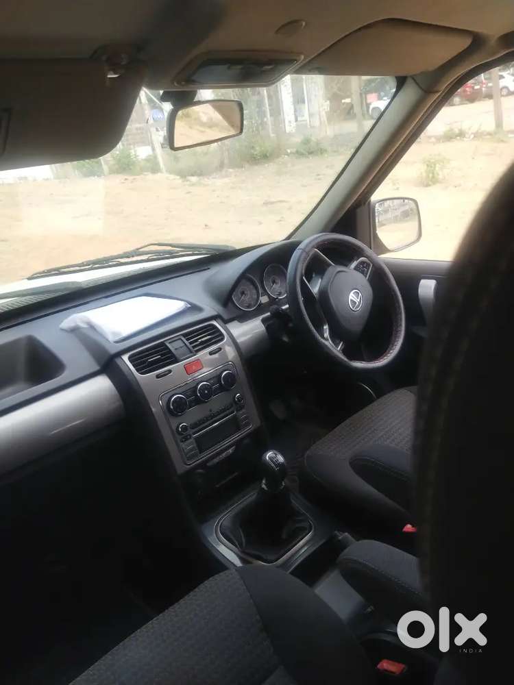 Tata Safari Storme 2018