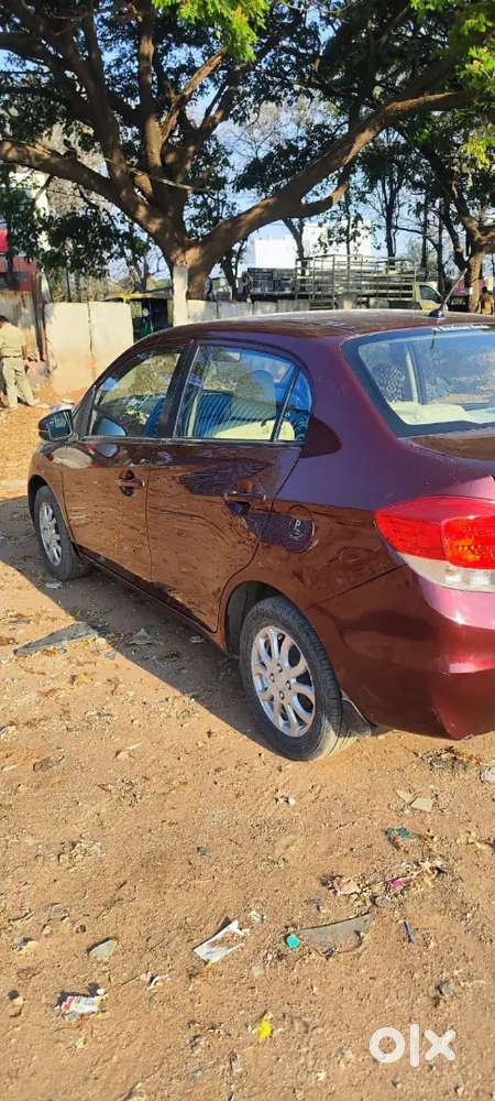 Honda Amaze 2015 Petrol Well Maintained