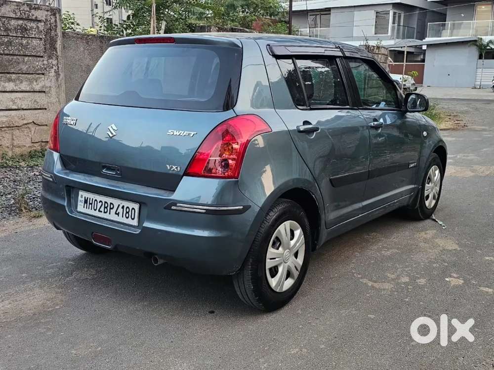 Maruti Suzuki Swift Vxi, 2010, Petrol