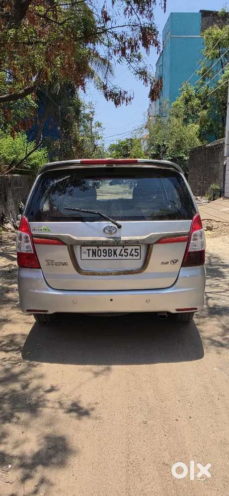 Toyota Innova 2010 Diesel Well Maintained