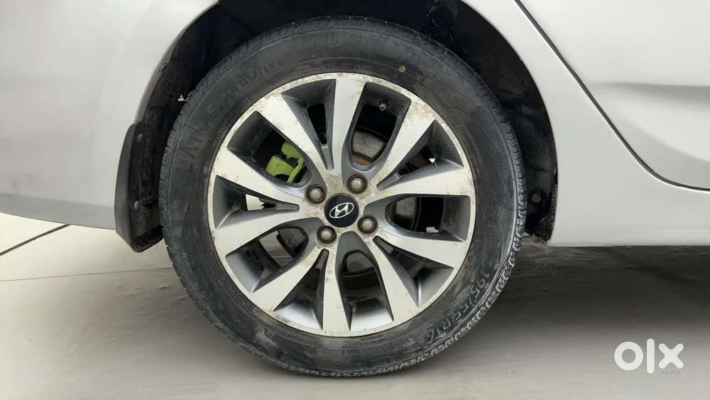 Hyundai Verna [2015-2017] Fluidic 4s 1.6 Crdi Sx At, 2015, Diesel