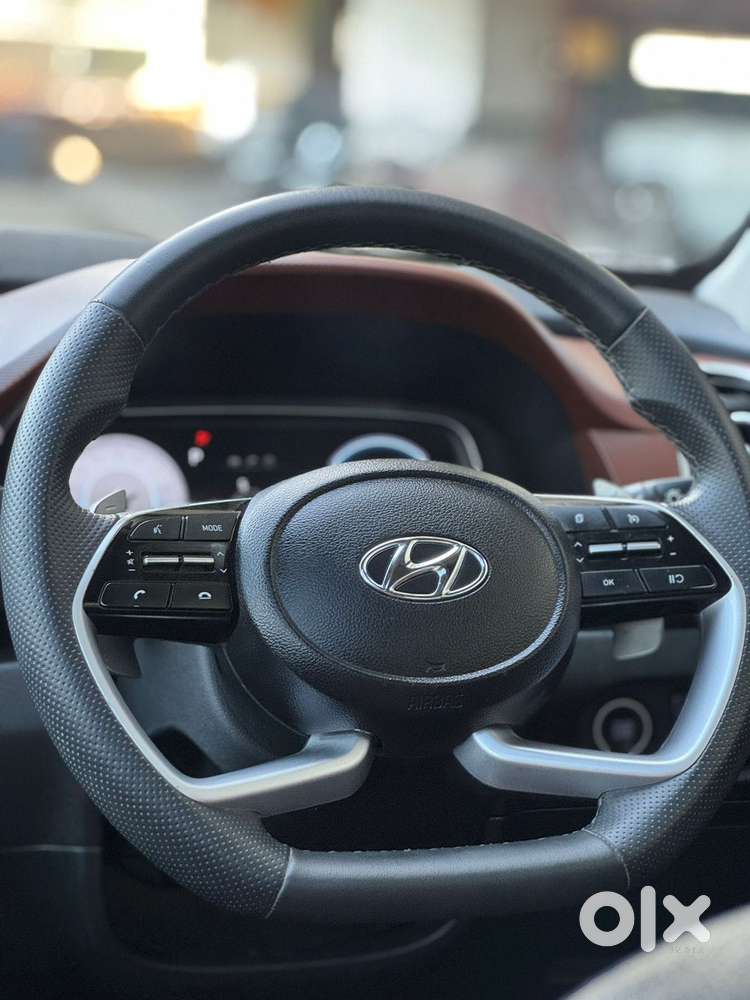 Hyundai Alcazar 2.0 Signature (o) Petrol At 7 Str, 2022, Petrol