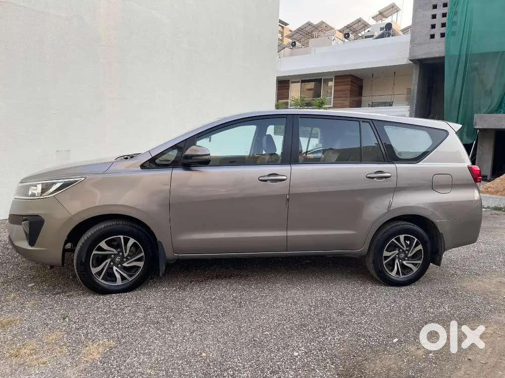 Toyota Innova Crysta