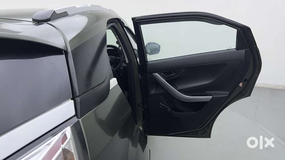 Tata Nexon 1.2 Petrol, 2022, Petrol