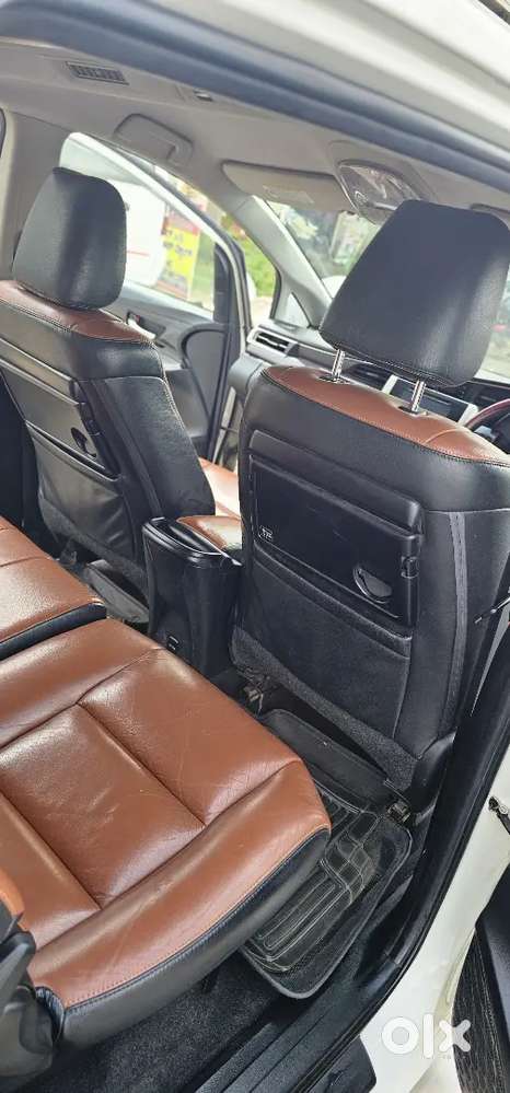 Toyota Innova Crysta 2017 Diesel 83000 Km Driven