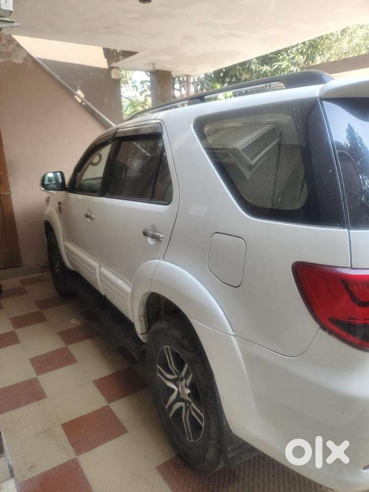 Toyota Fortuner 2016 Diesel Well Maintained