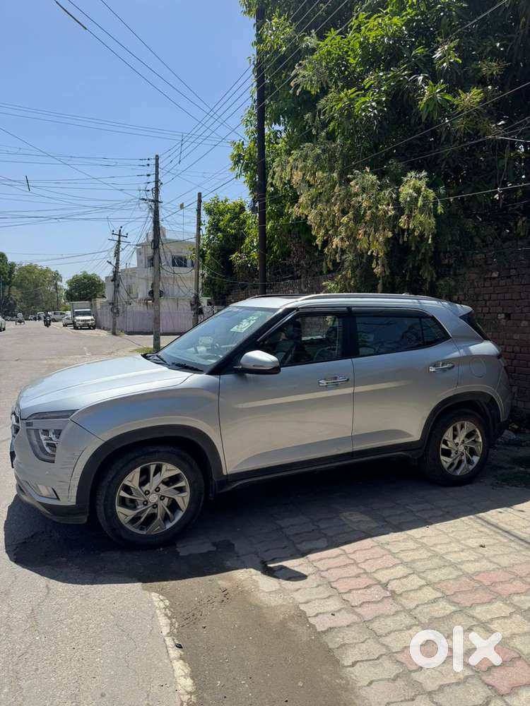 Creta Sx Top Model Sunroof Petrol
