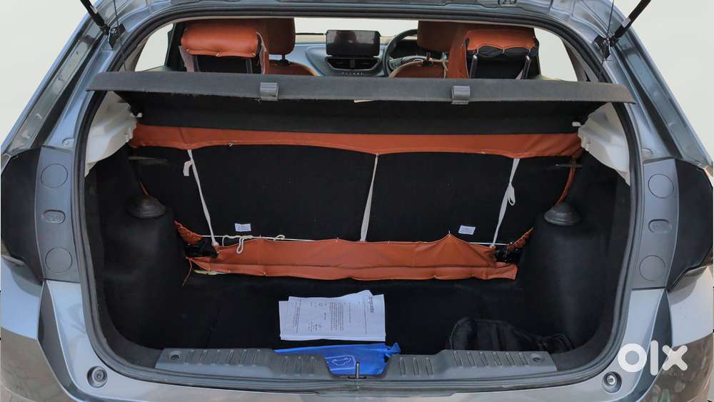 Tata Altroz Xz, 2025, Petrol