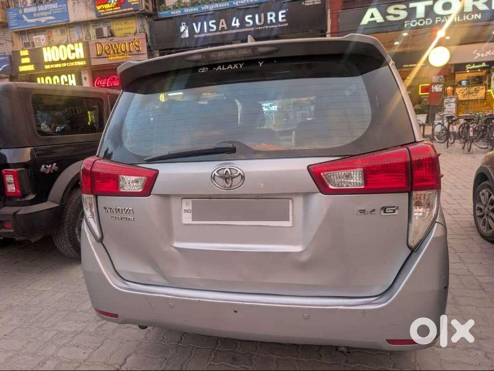 Toyota Innova Crysta 2017 Diesel 199000 Km Driven