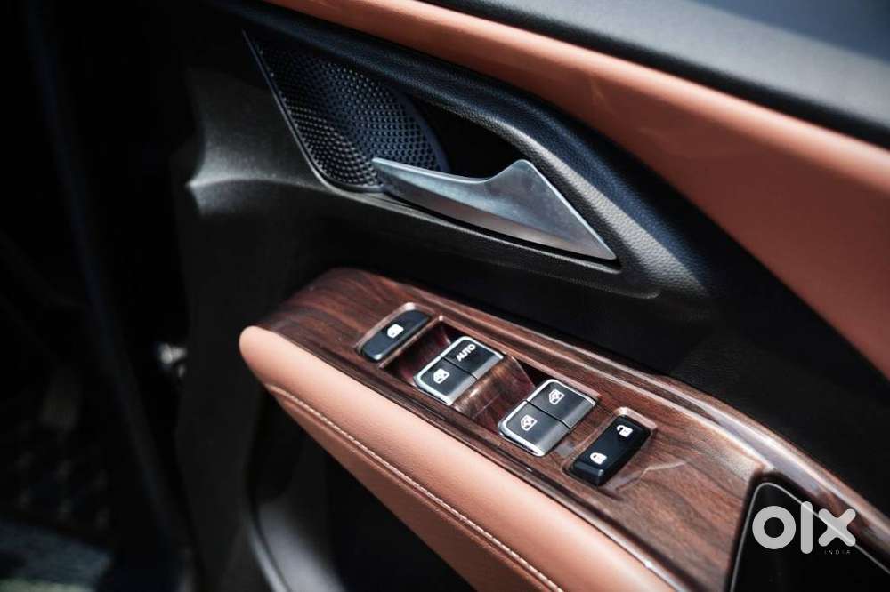 Mg Hector Plus Sharp Pro 1.5 Turbo Petrol 7 Str, 2024, Petrol