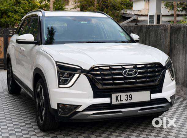2023 Alcazar Turbo Petrol Mt Platinum 7s  28.8k Km  1 Owner