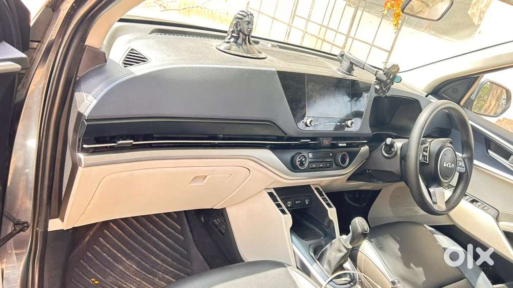 Kia Carens 2025 Variant