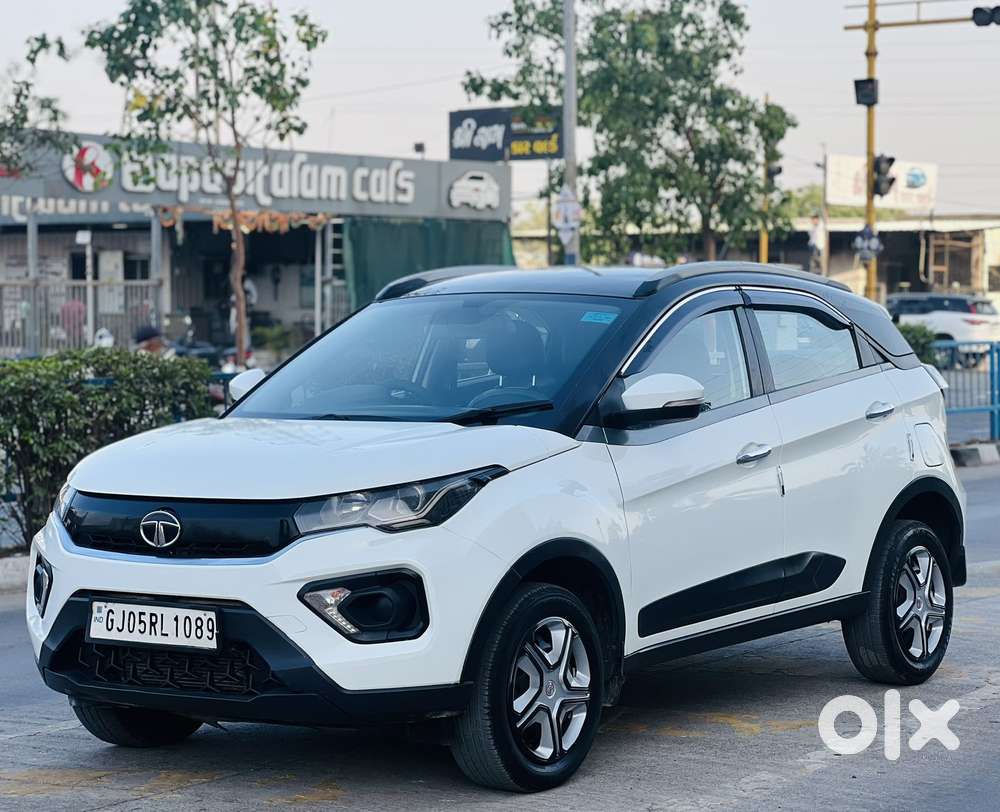 Tata Nexon 1.2 Revotron Xm (s), 2020, Diesel
