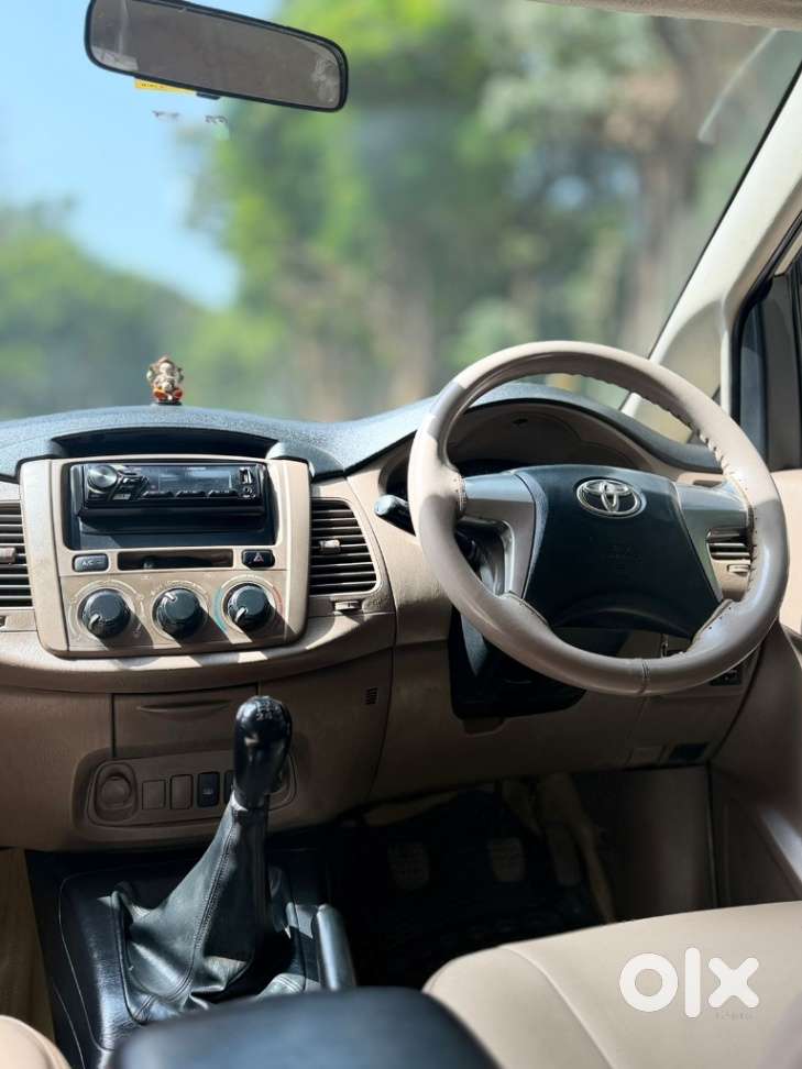 Toyota Innova 2.5 G (diesel) 7 Seater, 2015, Diesel