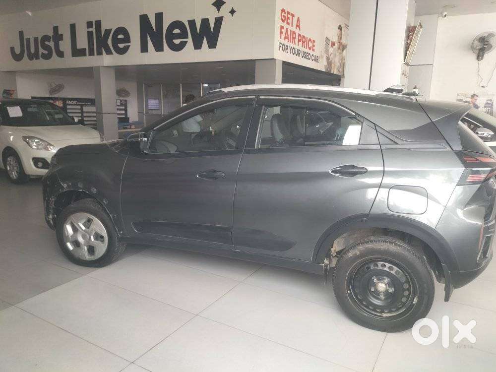 Tata Nexon Pure 1.2 S Revotron Petrol 6 Mt, 2024, Petrol