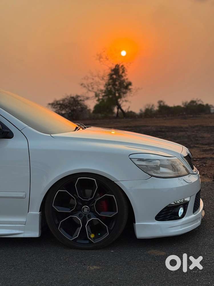 Skoda Laura 1.8 Petrol 2012