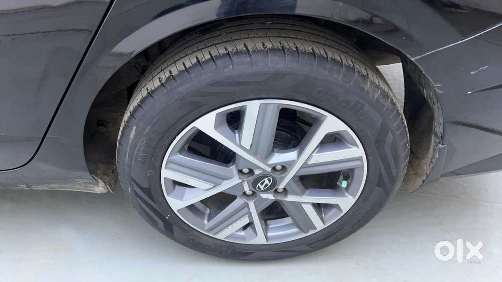 Hyundai Verna 1.5 Sx (o) Vtvt Ivt, 2023, Petrol