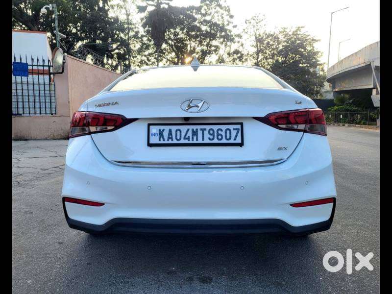 Hyundai Verna Vtvt 1.6 Sx, 2017, Petrol