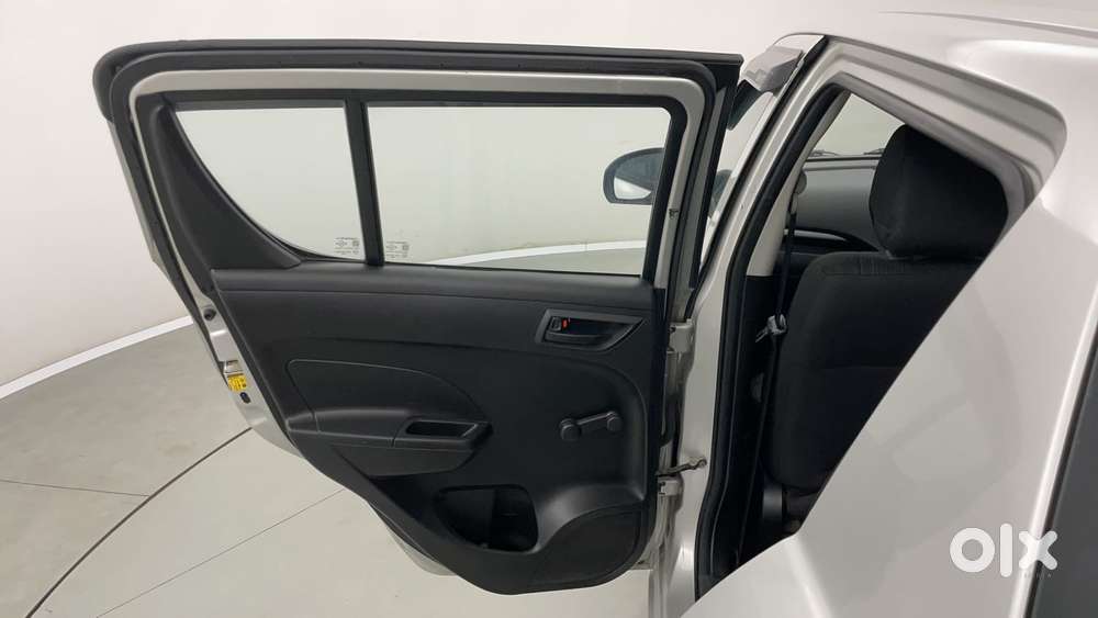Maruti Suzuki Swift 1.2 Lxi (o), 2016, Petrol