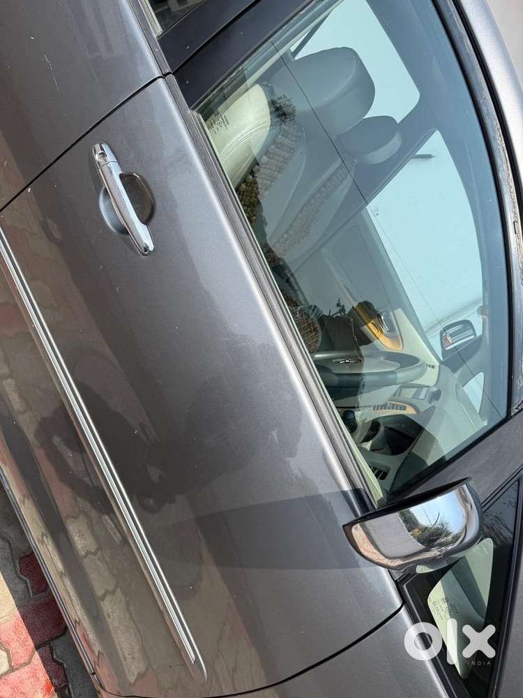 Toyota Innova 2011 Diesel 125783 Km Driven