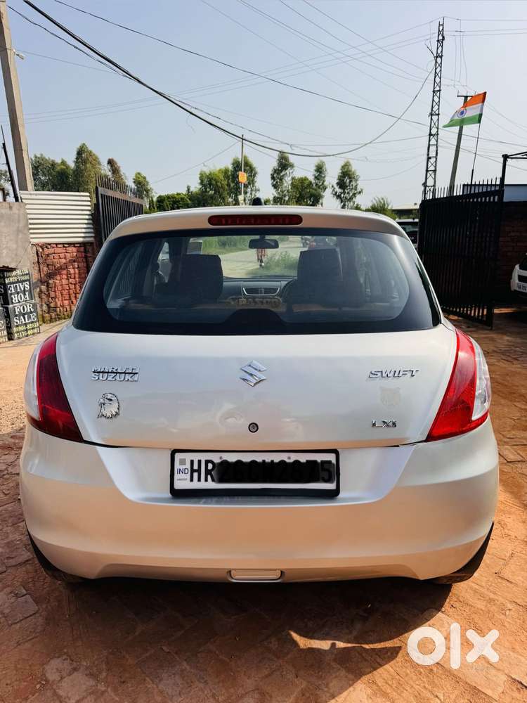 Maruti Suzuki Swift Lxi Option, 2016, Petrol