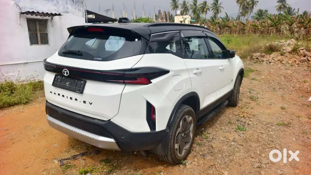Tata Harrier Ev 2025 Electric 5000 Km Driven