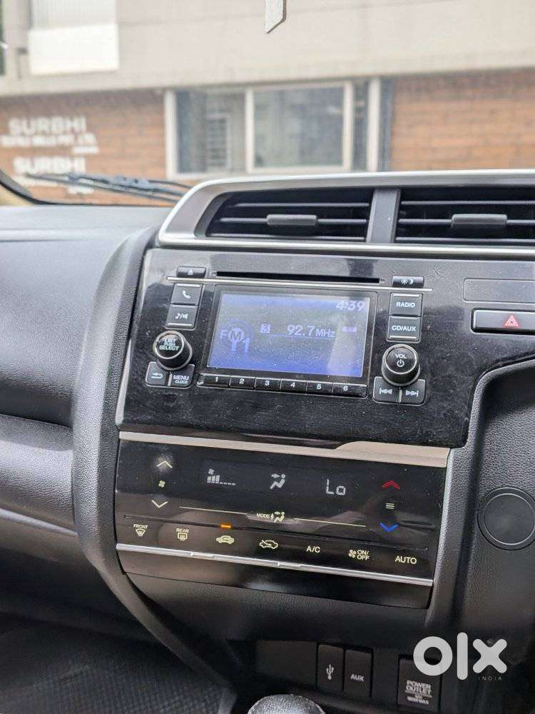 Honda Jazz V Cvt, 2018, Petrol
