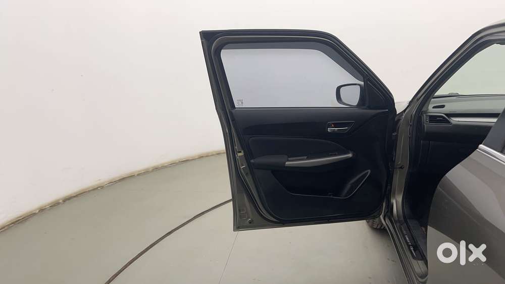 Maruti Suzuki Swift Zxi Plus, 2022, Petrol