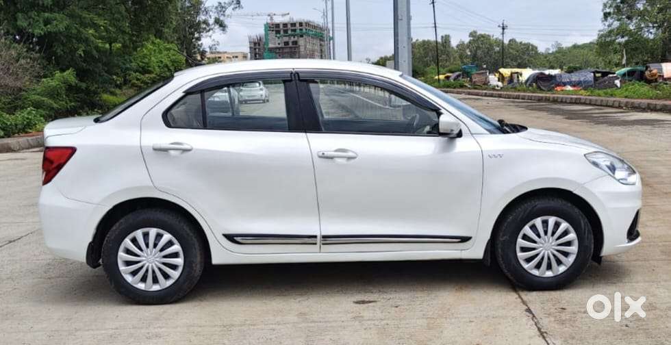 Maruti Suzuki Swift Vvt Vxi, 2021, Petrol