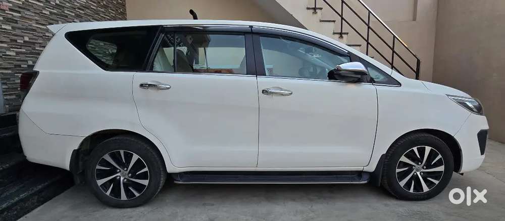 Toyota Innova Crysta 2.4 2021