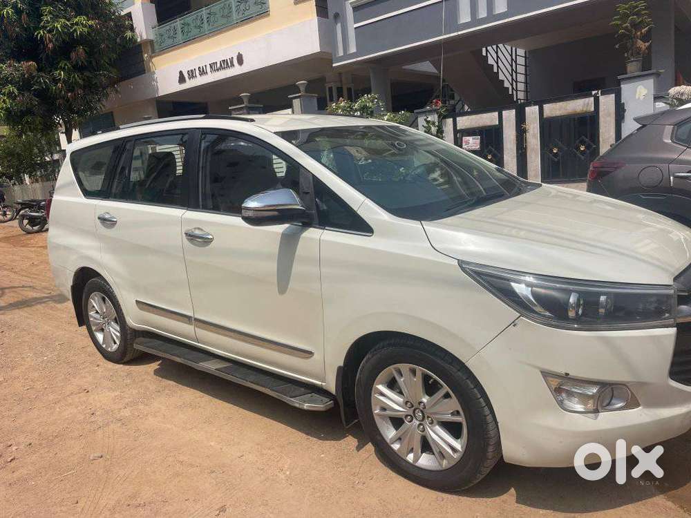 Toyota Innova Crysta 2.8 Z, 2017, Diesel