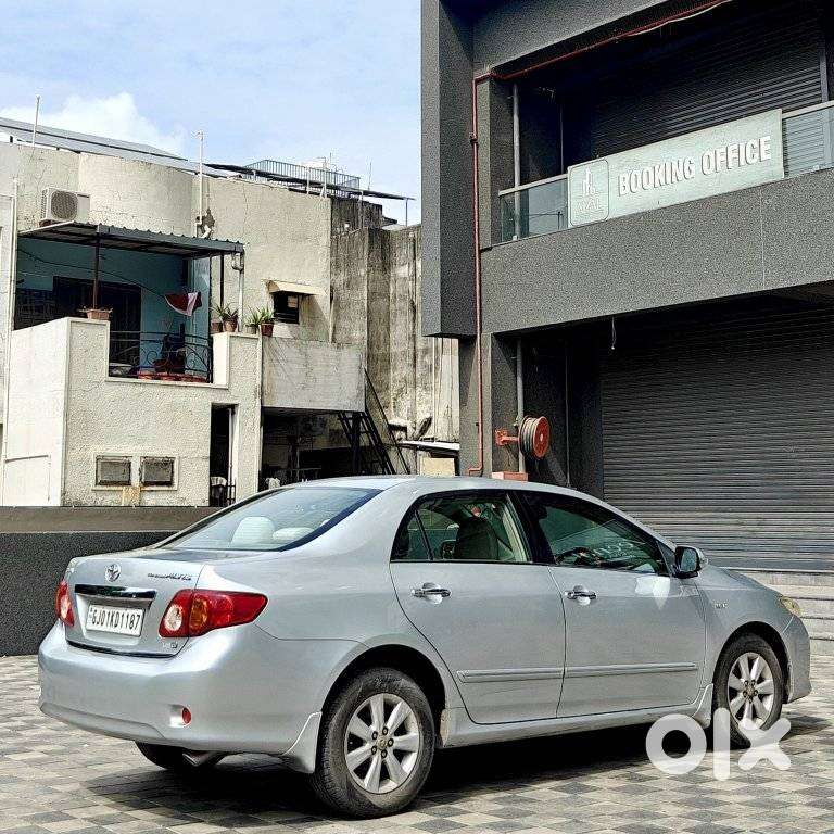 Toyota Corolla Altis Gl, 2010, Petrol