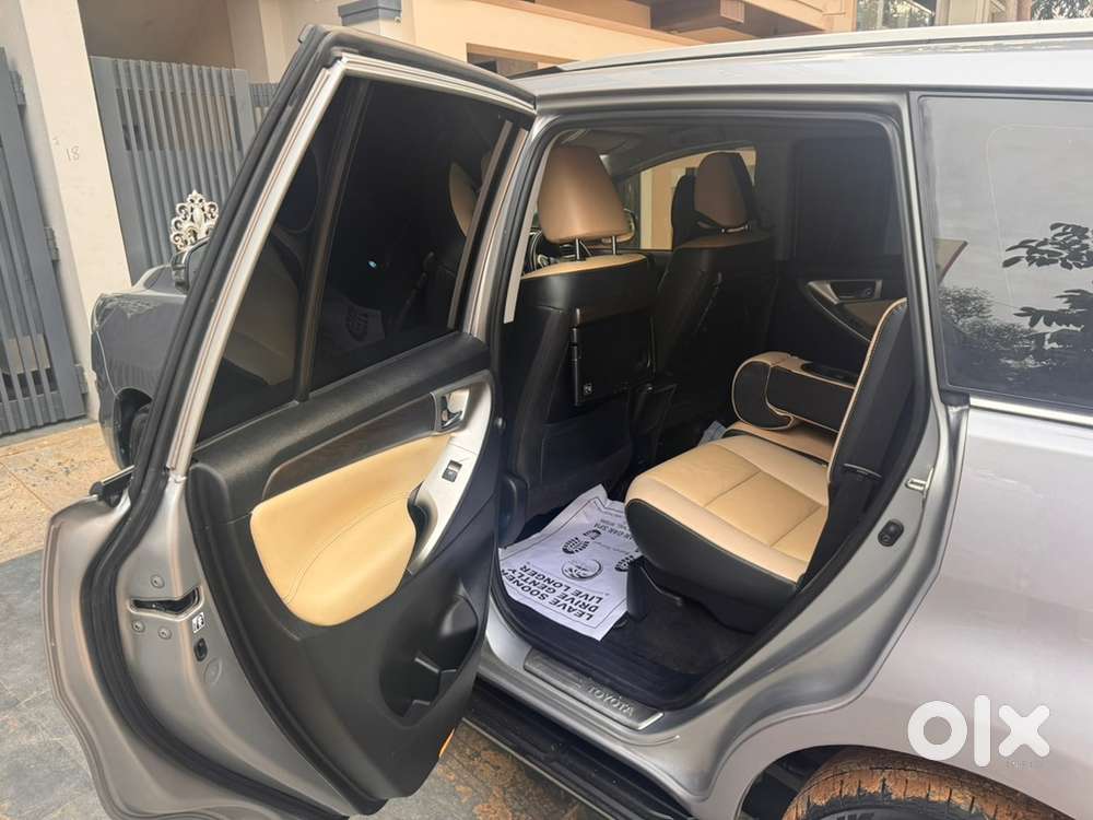 Toyota Innova Crysta Diesel 2019