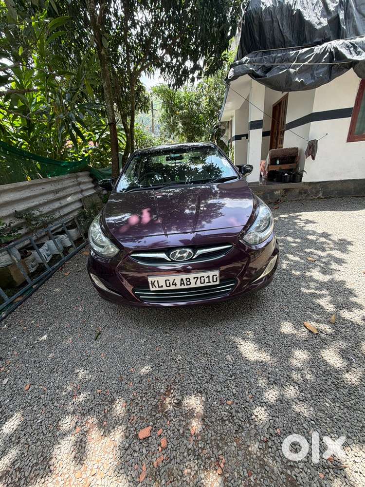 Hyundai Verna Petrol 2012