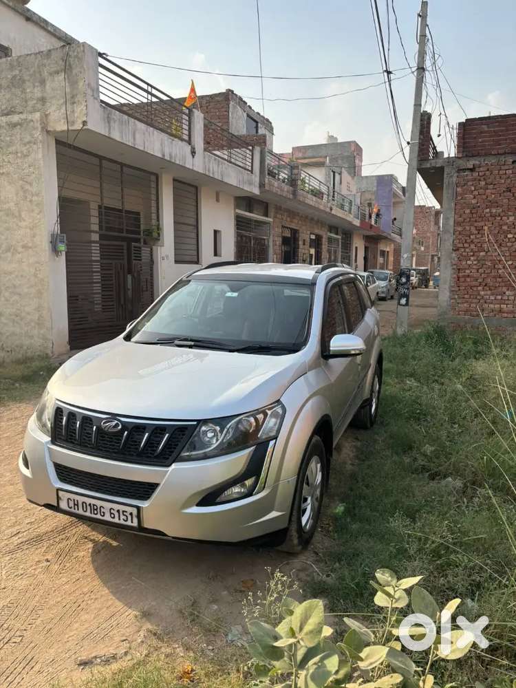 Mahindra Xuv500 2016 Diesel 132242 Km Driven