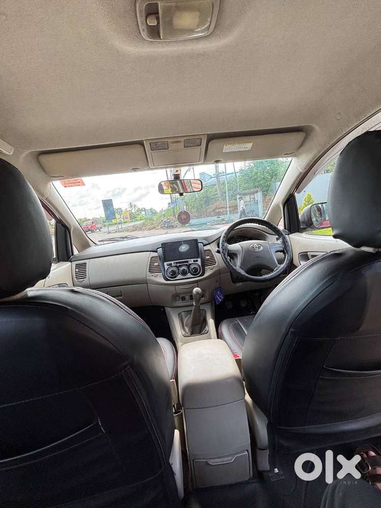 Toyota Innova 2012 Diesel 79000 Km Driven, Well Maintained