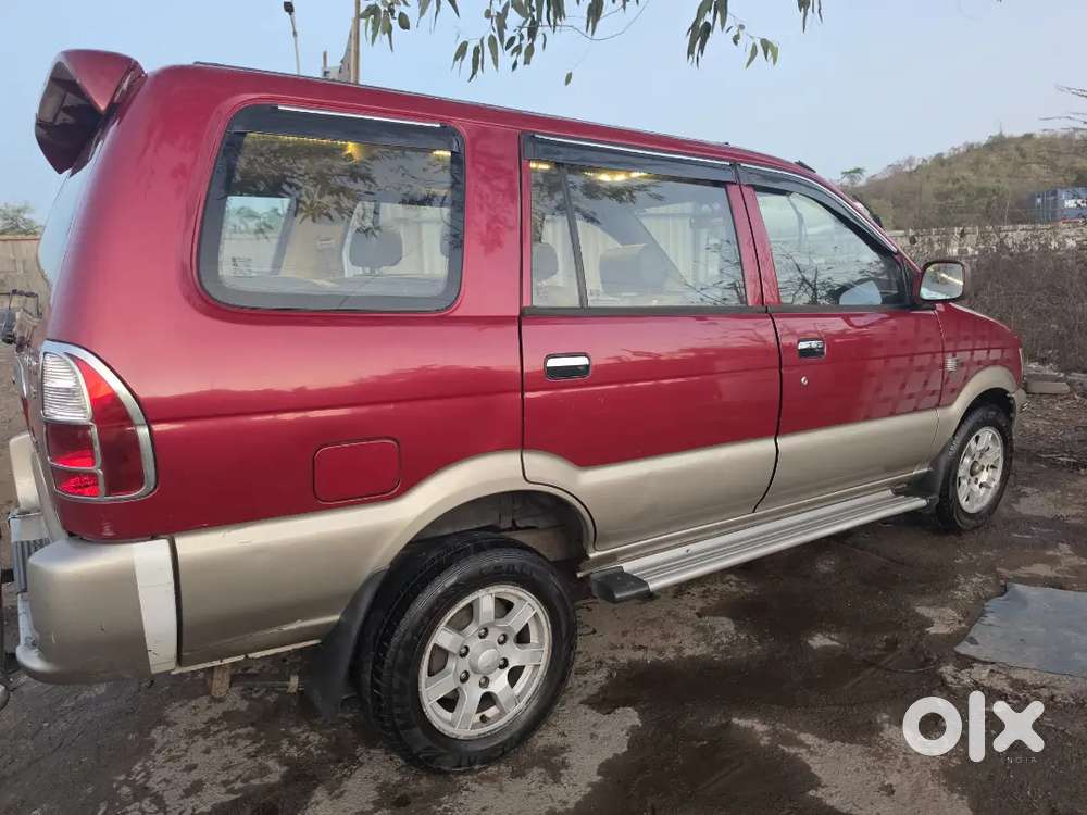 Chevrolet Tavera 2015