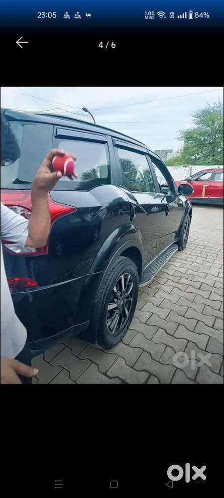 Mahindra Xuv500 2018 Diesel 150000 Km Driven